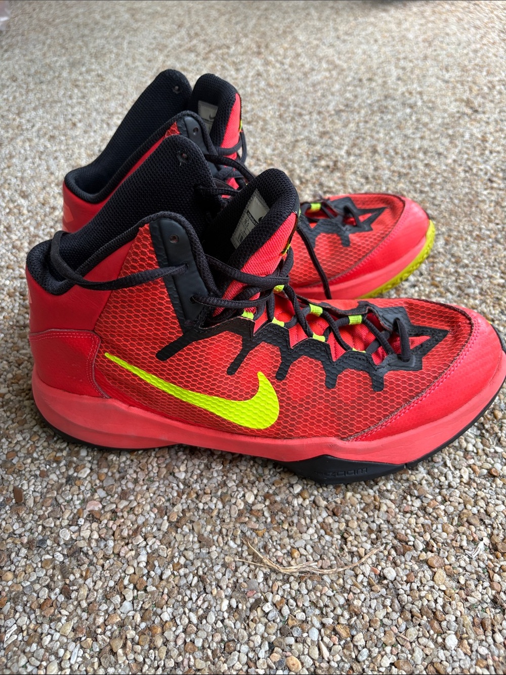 Nike Men's Red Athletic Shoes with Neon Yellow and Black Details
